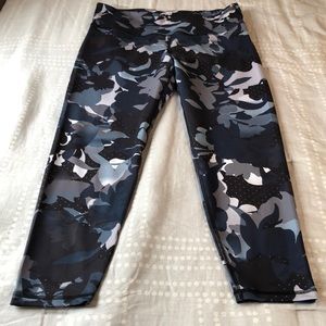 Old Navy Active Elevate Leggings